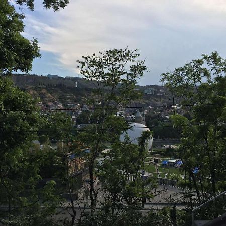 Hotel Jurkha Tbilisi Buitenkant foto