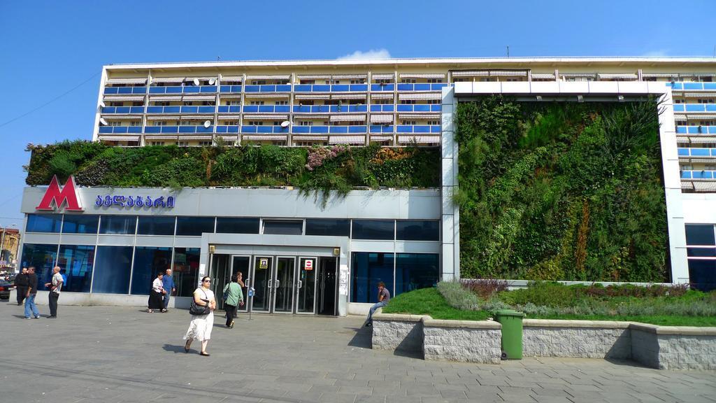 Hotel Jurkha Tbilisi Buitenkant foto
