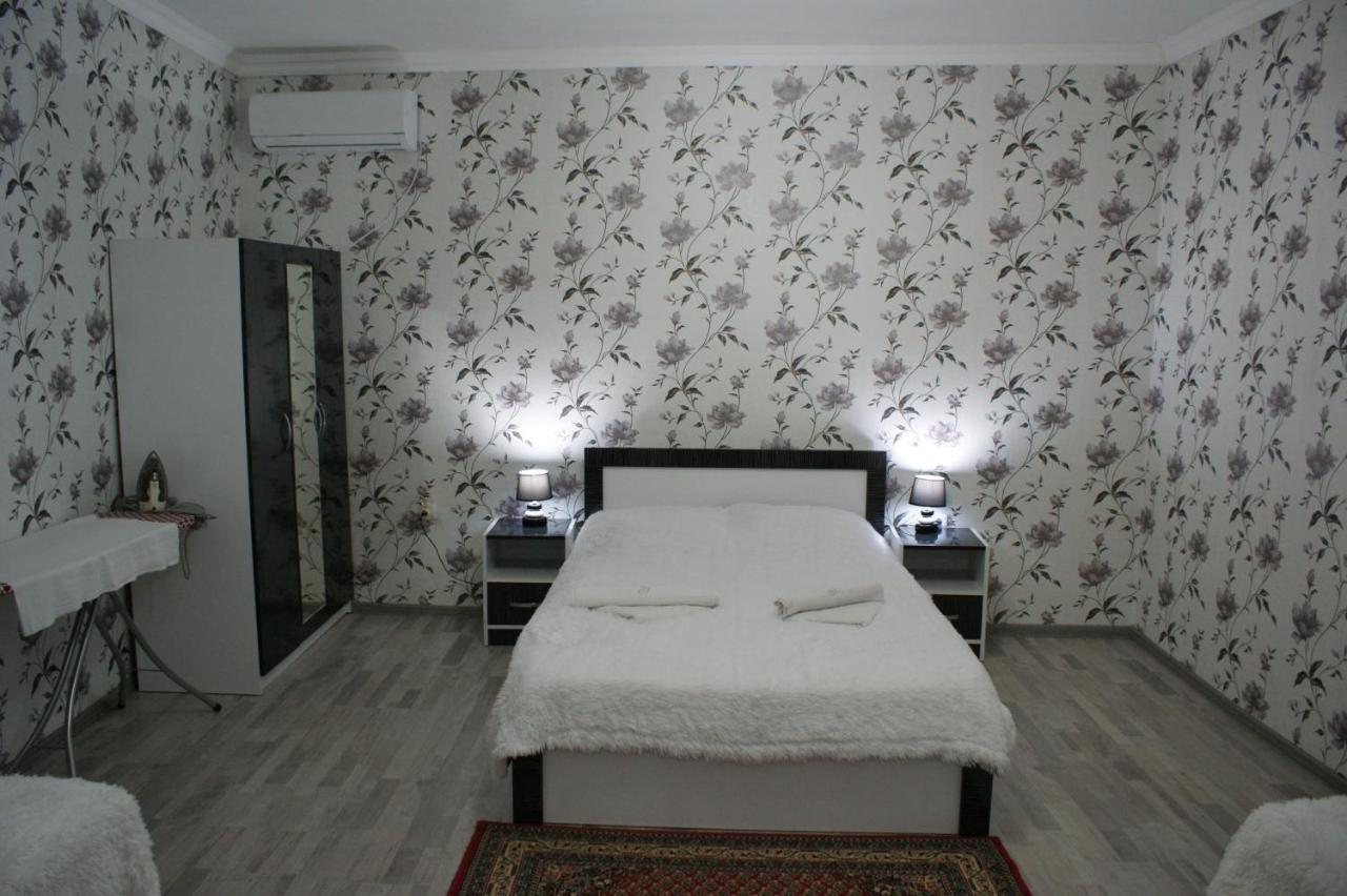 Hotel Jurkha Tbilisi Buitenkant foto